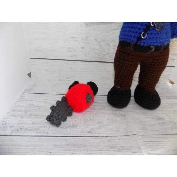 Evil Dead‎ - Ash Crochet Doll - Picture 10 of 10